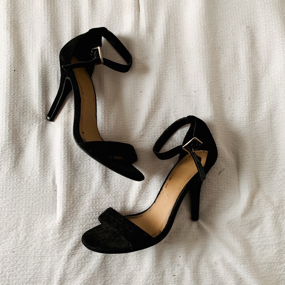 LC Lauren Conrad Black Ankle Strap Heels